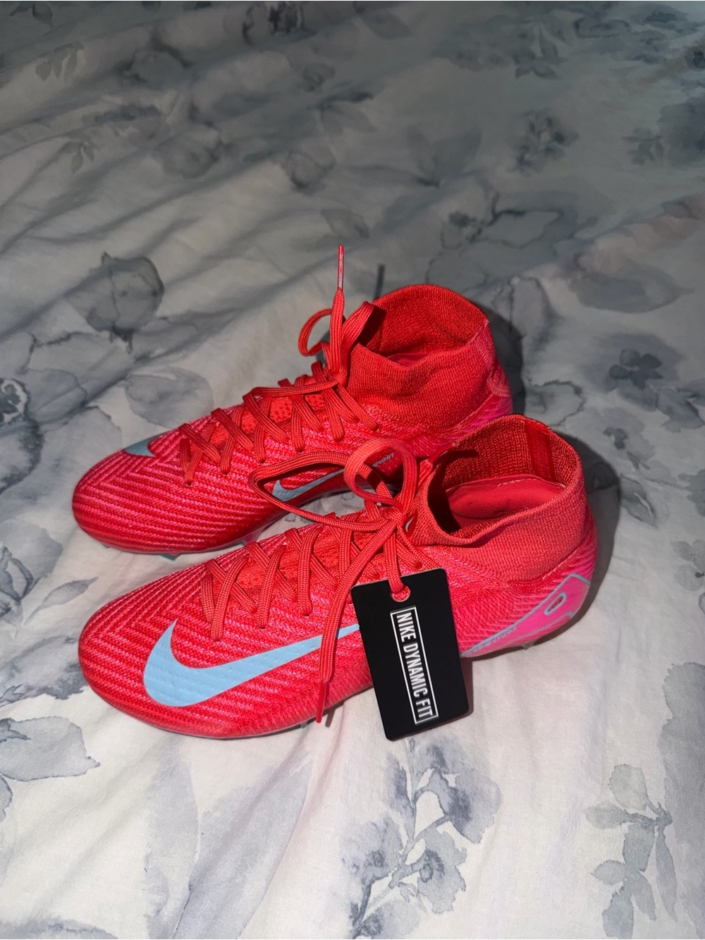 Nike Elite superfly 10 soccer cleats pink